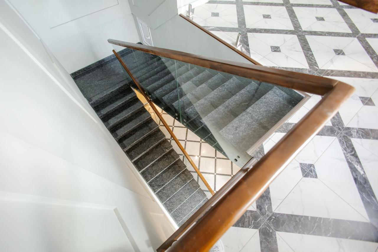281 Hotel Bisjkek Buitenkant foto
